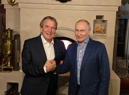 Former German Chancellor Schroeder celebrates Putin’s birthday at president’s home