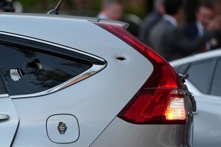Shooting involving US Immigration and Customs Enforcement (ICE) in the