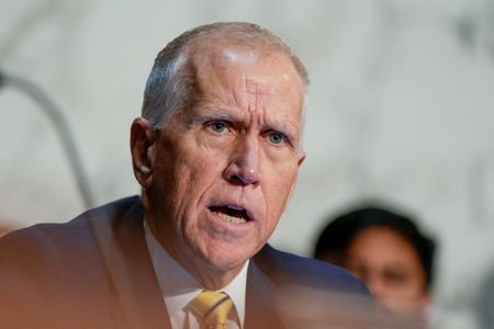 Prominent Republican senator says Trump’s Russian diesel deal may be illegal