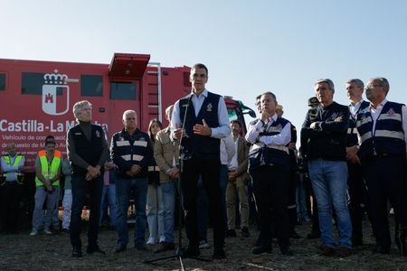 Collision of two high-speed trains between the towns of Mora